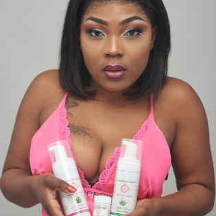 Intime Lavage mousse intime (le Pack Menthe, Aloes vera et gélules )